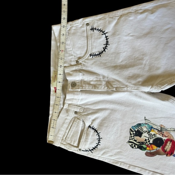 Unisex Up-cycled reworked one of a kind custom made 511 slim Levi’s white jeans. - Picture 16 of 16